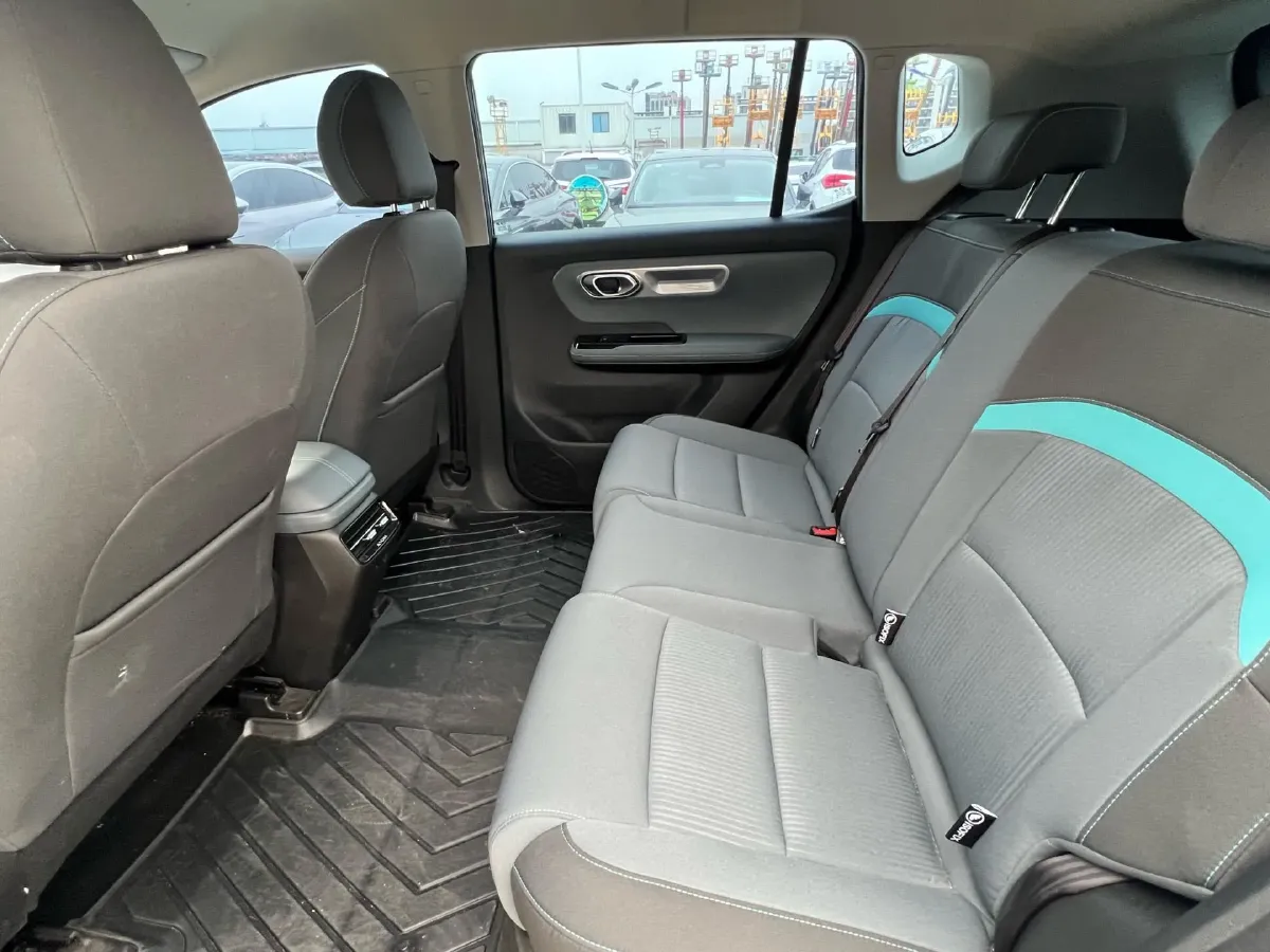 2022 Geely Okavango 1.8T 184HP L4 7DCT,autocango,china used car exporter,china ev exporter,chinese used car exporter,chinese used ev exporter