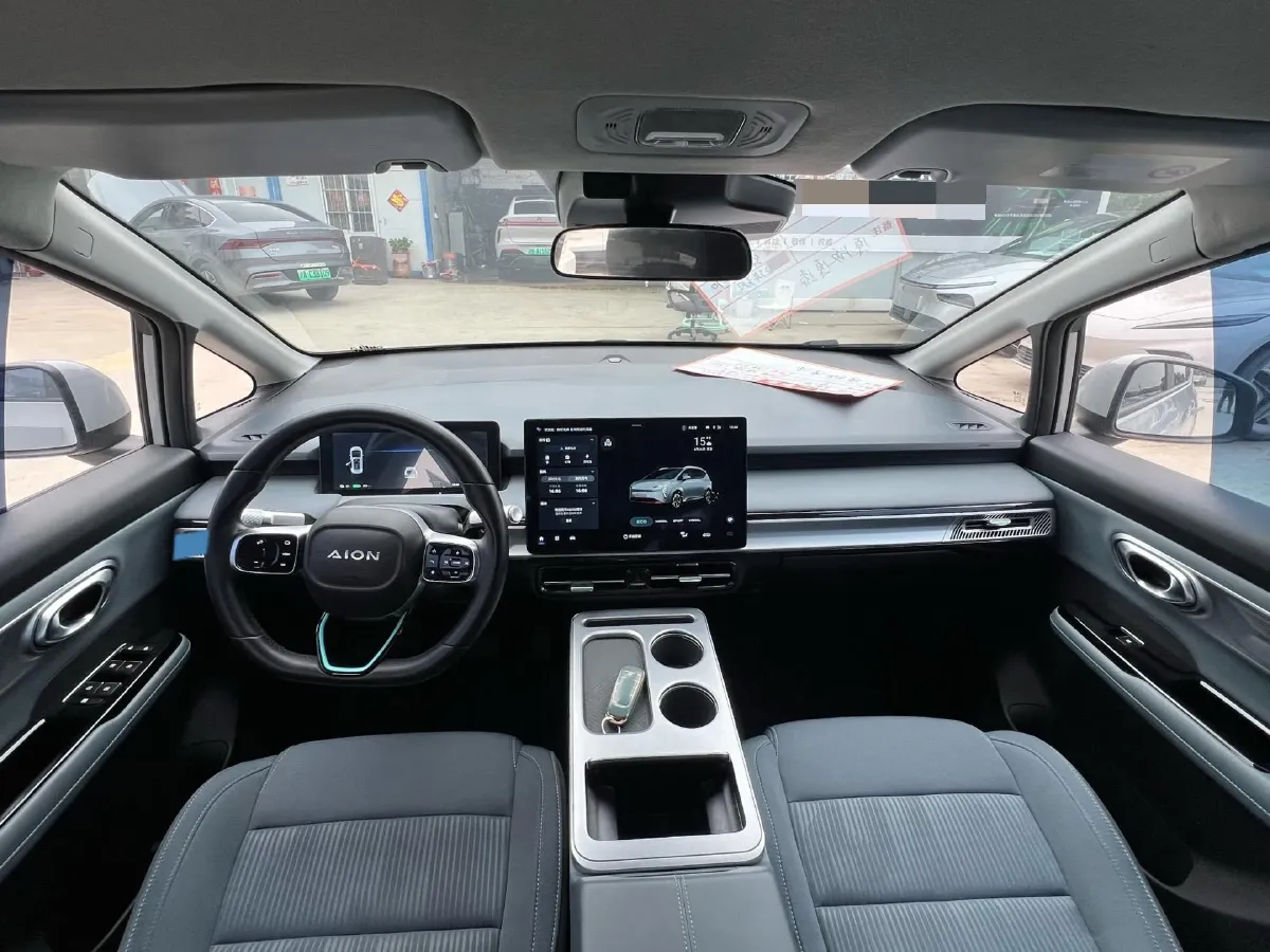 2022 Geely Okavango 1.8T 184HP L4 7DCT,autocango,china used car exporter,china ev exporter,chinese used car exporter,chinese used ev exporter