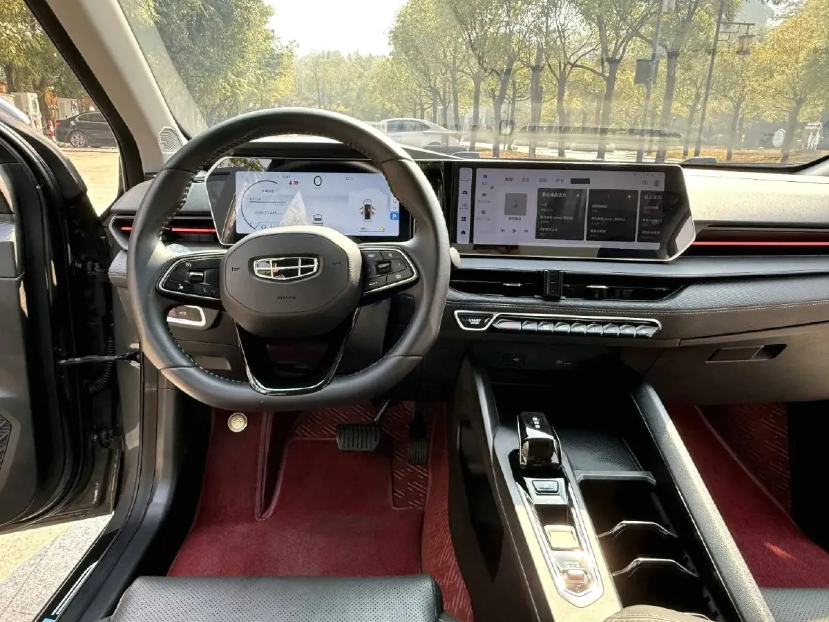 2022 Geely Binray 1.5T 181HP L4 7DCT,autocango,china used car exporter,china ev exporter,chinese used car exporter,chinese used ev exporter