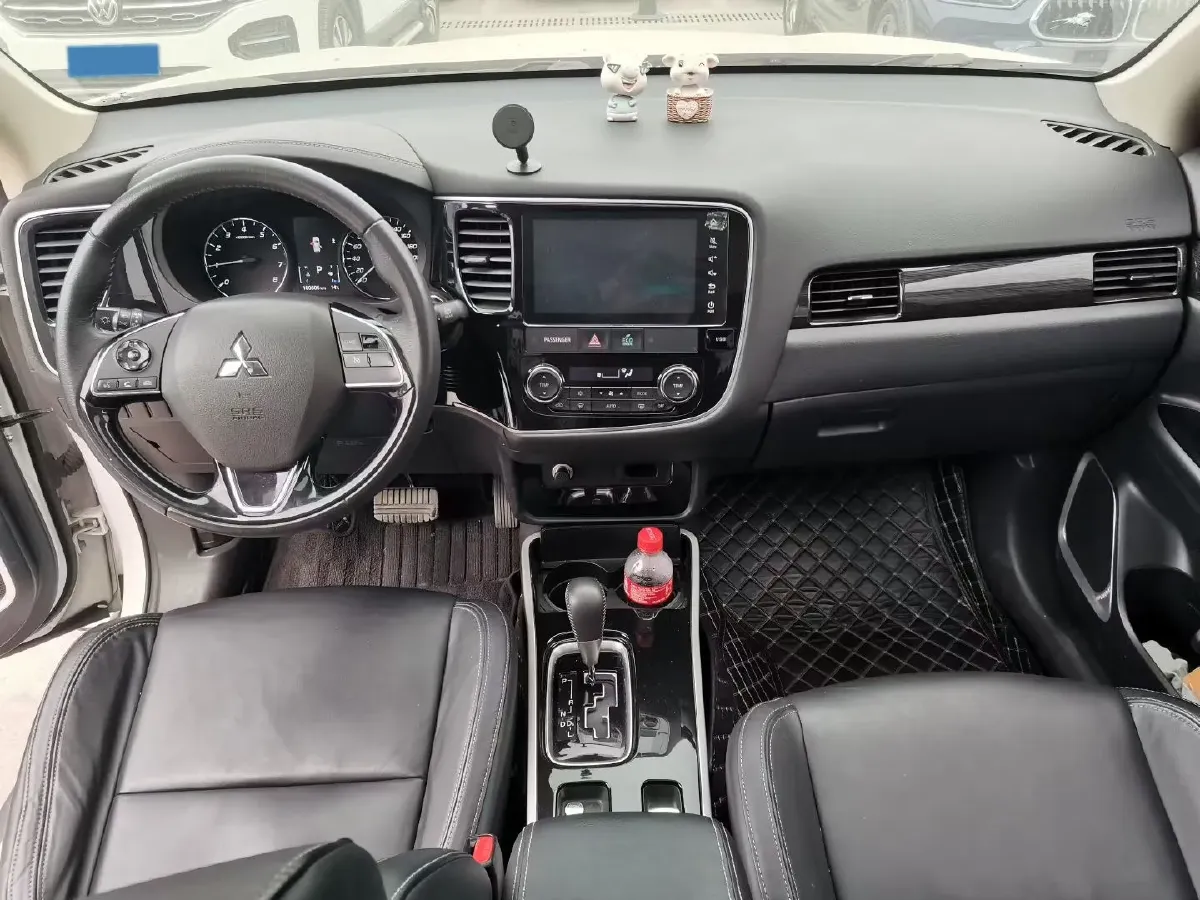 2019 Mitsubishi Outlander 2.4L 192HP L4 CVT,autocango,china used car exporter,china ev exporter,chinese used car exporter,chinese used ev exporter