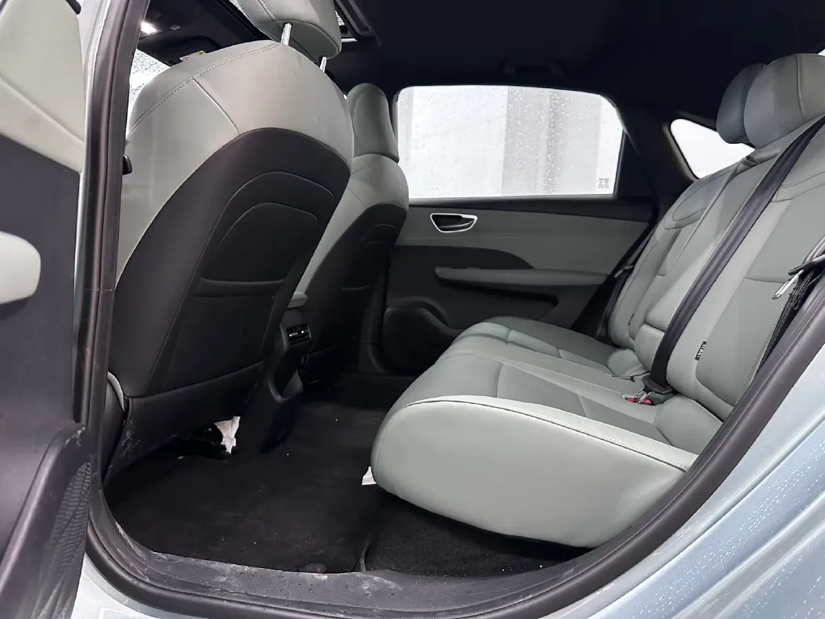 2025 Roewe D6 BEV,autocango,china used car exporter,china ev exporter,chinese used car exporter,chinese used ev exporter