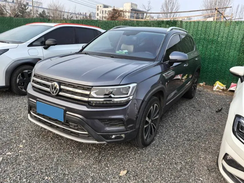 2019 Jeep Compass 1.3T 173HP L4 9AT,autocango,china used car exporter,china ev exporter,chinese used car exporter,chinese used ev exporter