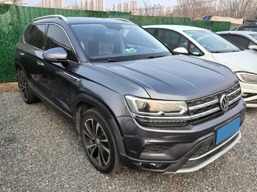 2019 Jeep Compass 1.3T 173HP L4 9AT,autocango,china used car exporter,china ev exporter,chinese used car exporter,chinese used ev exporter