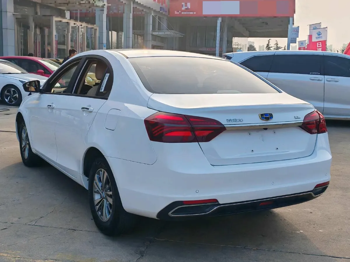 2018 Geely Emgrand 1.5L 109HP L4 5MT,autocango,china used car exporter,china ev exporter,chinese used car exporter,chinese used ev exporter