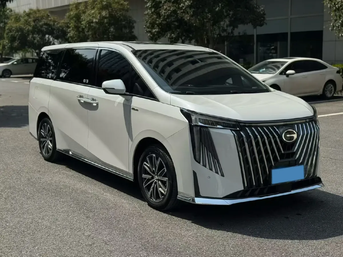 2024 GAC Trumpchi M8 2.0T 252HP L4 8AT,autocango,china used car exporter,china ev exporter,chinese used car exporter,chinese used ev exporter