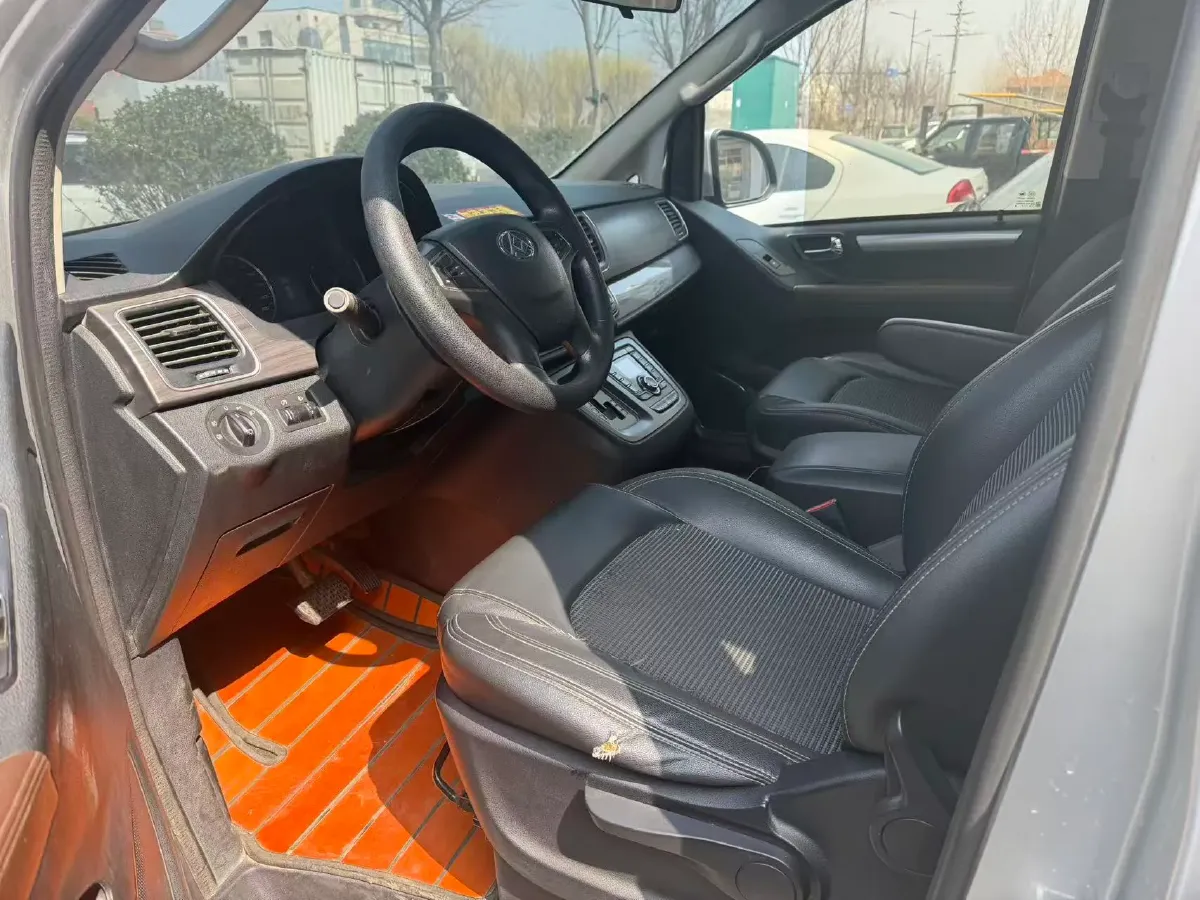 2018 MAXUS G10 2.0T 224HP L4 6AT,autocango,china used car exporter,china ev exporter,chinese used car exporter,chinese used ev exporter