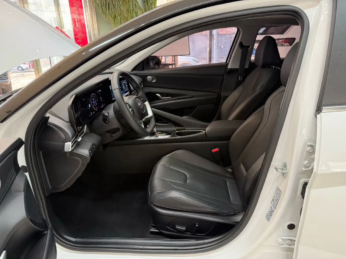 2022 Hyundai Elantra 1.5L 115HP L4 CVT,autocango,china used car exporter,china ev exporter,chinese used car exporter,chinese used ev exporter