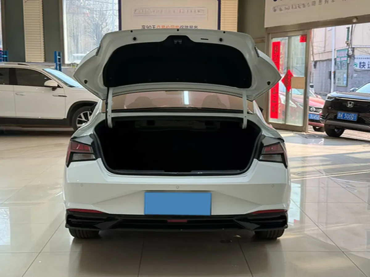 2022 Hyundai Elantra 1.5L 115HP L4 CVT,autocango,china used car exporter,china ev exporter,chinese used car exporter,chinese used ev exporter