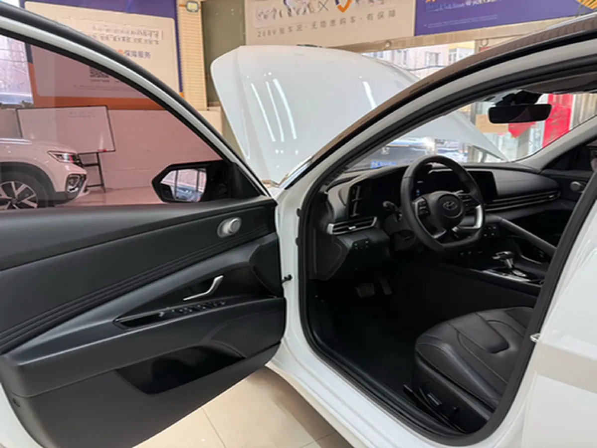 2022 Hyundai Elantra 1.5L 115HP L4 CVT,autocango,china used car exporter,china ev exporter,chinese used car exporter,chinese used ev exporter