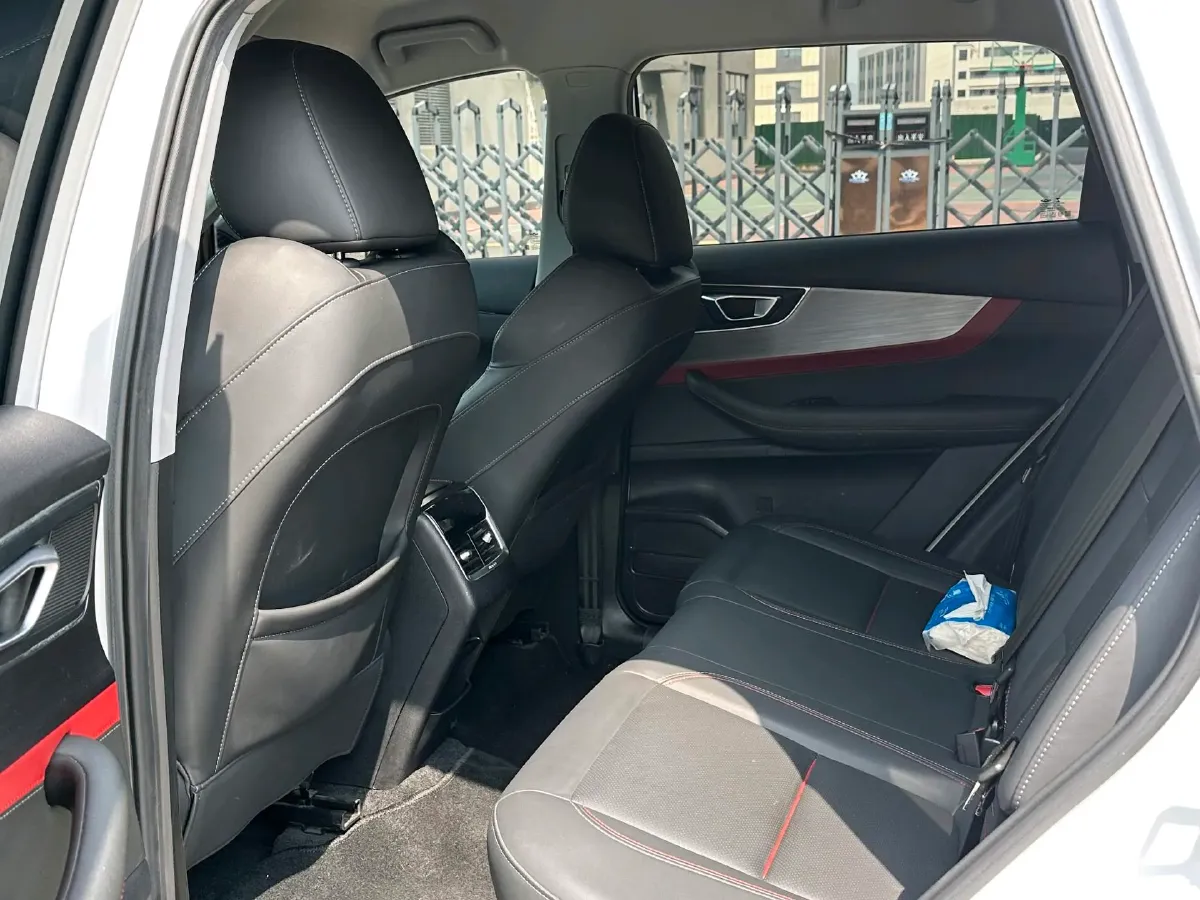 2022 Chery Tiggo 7 1.5T 156HP L4 CVT,autocango,china used car exporter,china ev exporter,chinese used car exporter,chinese used ev exporter