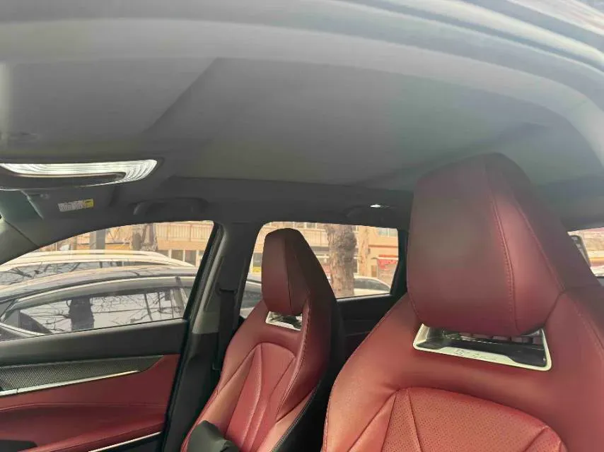 2022 ChangAn CS75 Plus 1.5T 178HP L4 6AT,autocango,china used car exporter,china ev exporter,chinese used car exporter,chinese used ev exporter