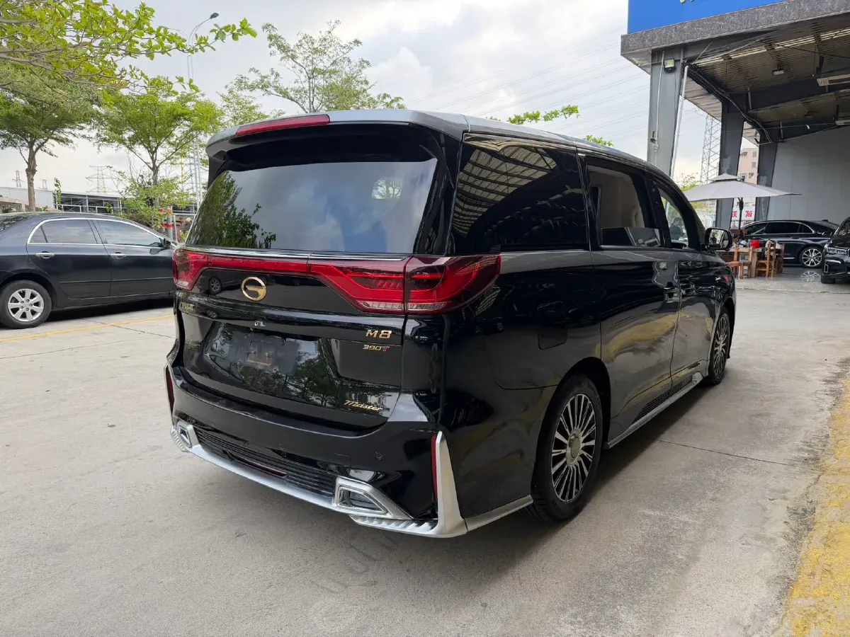 2021 GAC Trumpchi M8 2.0T 252HP L4 8AT,autocango,china used car exporter,china ev exporter,chinese used car exporter,chinese used ev exporter