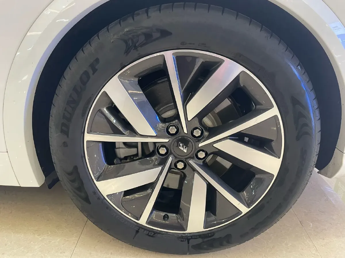 2023 Li L7 Range Extended 154HP REEV 40.9KWH,autocango,china used car exporter,china ev exporter,chinese used car exporter,chinese used ev exporter