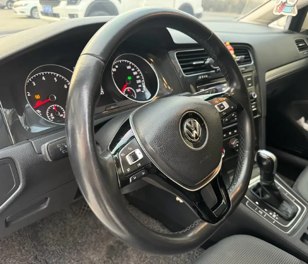 2018 Volkswagen Golf 1.4T 131HP L4 7DCT,autocango,china used car exporter,china ev exporter,chinese used car exporter,chinese used ev exporter