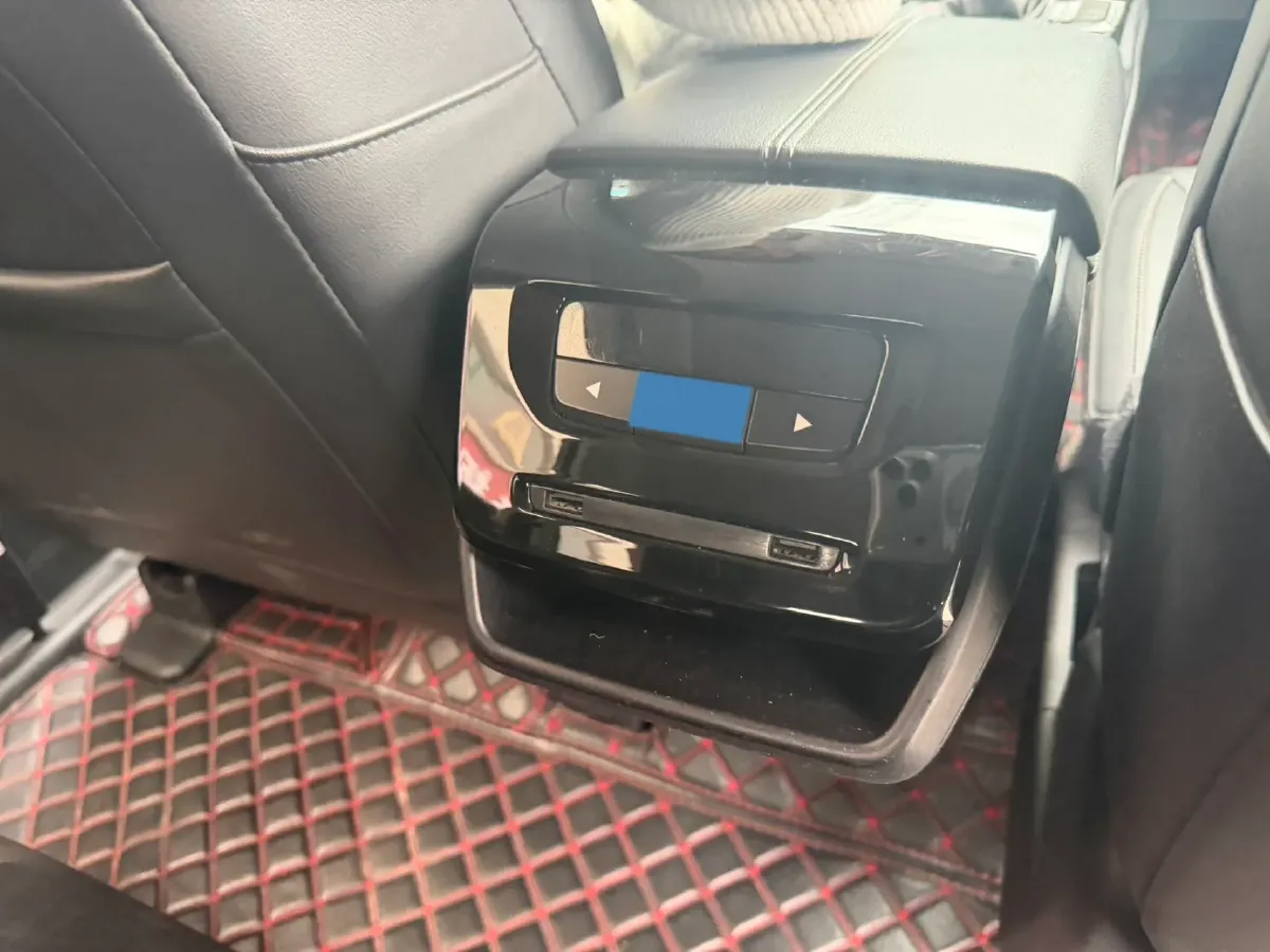 2020 WuLing KaiJie 1.5T 147HP L4 CVT,autocango,china used car exporter,china ev exporter,chinese used car exporter,chinese used ev exporter