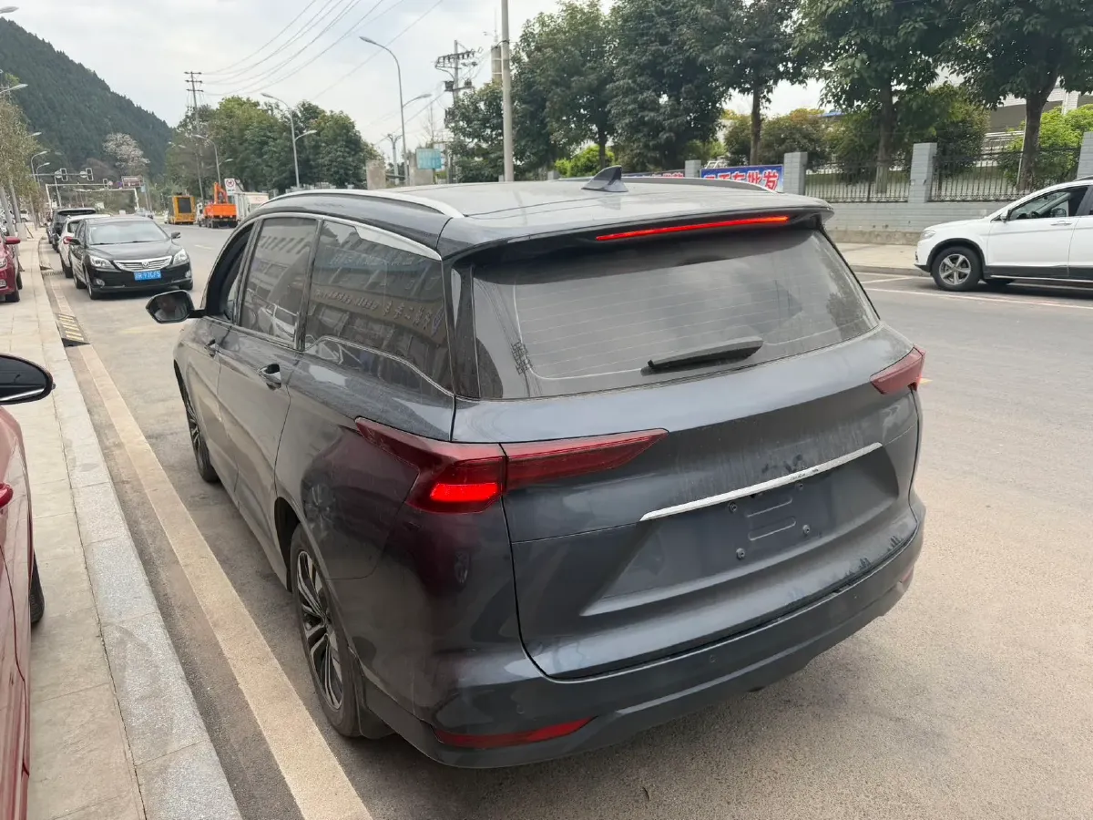 2020 WuLing KaiJie 1.5T 147HP L4 CVT,autocango,china used car exporter,china ev exporter,chinese used car exporter,chinese used ev exporter