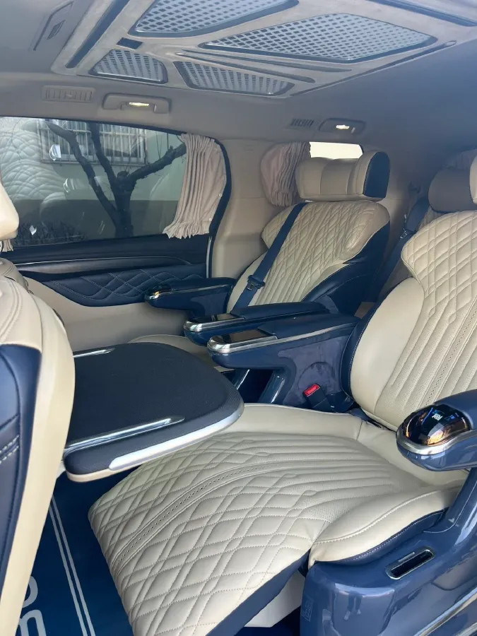 2022 Buick GL8 2.0T 237HP L4 9AT,autocango,china used car exporter,china ev exporter,chinese used car exporter,chinese used ev exporter