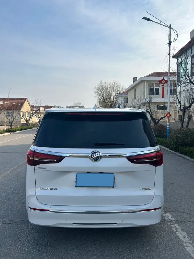 2022 Buick GL8 2.0T 237HP L4 9AT,autocango,china used car exporter,china ev exporter,chinese used car exporter,chinese used ev exporter