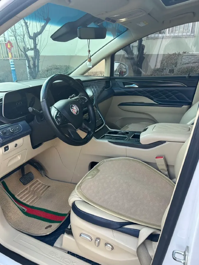 2022 Buick GL8 2.0T 237HP L4 9AT,autocango,china used car exporter,china ev exporter,chinese used car exporter,chinese used ev exporter