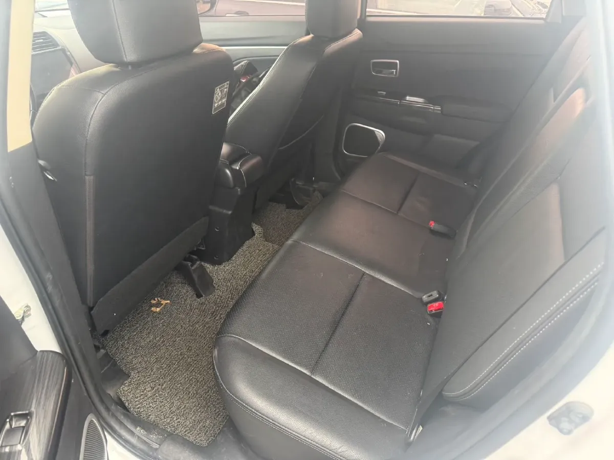 2019 Mitsubishi Eclipse Cross 1.5T 170HP L4 CVT,autocango,china used car exporter,china ev exporter,chinese used car exporter,chinese used ev exporter