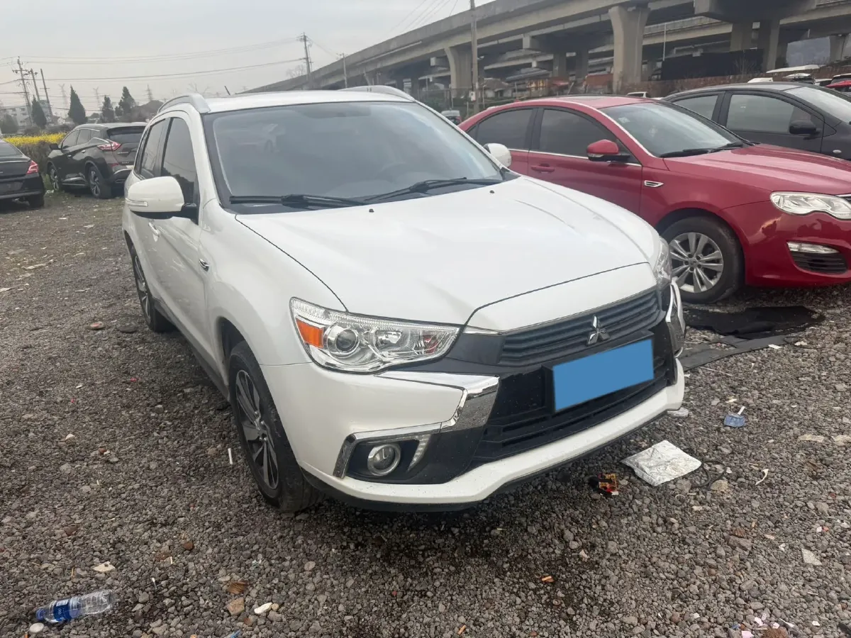 2019 Mitsubishi Eclipse Cross 1.5T 170HP L4 CVT,autocango,china used car exporter,china ev exporter,chinese used car exporter,chinese used ev exporter