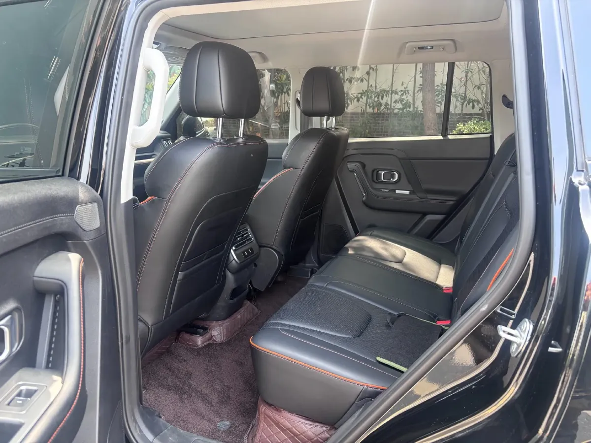 2025 Jetour DASHING 1.5T 184HP L4 7DCT,autocango,china used car exporter,china ev exporter,chinese used car exporter,chinese used ev exporter