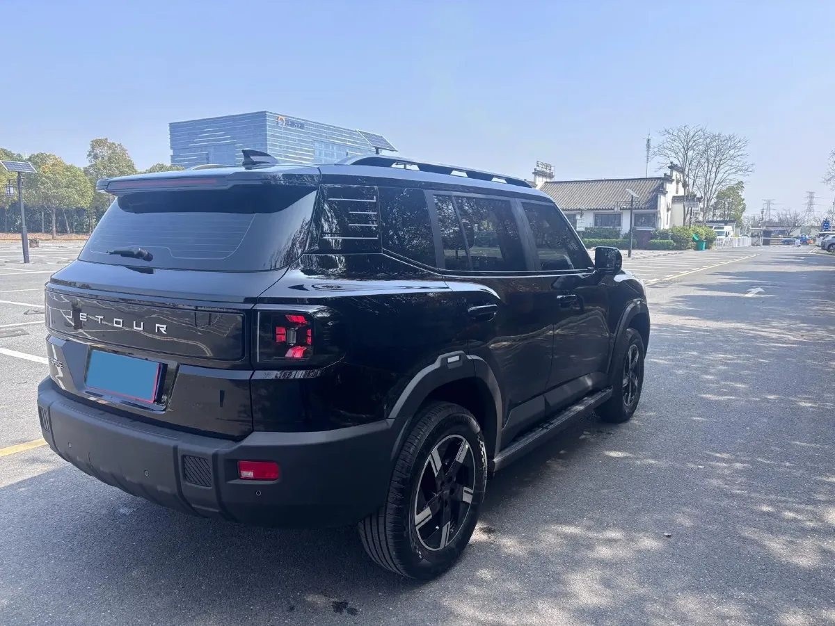 2025 Jetour DASHING 1.5T 184HP L4 7DCT,autocango,china used car exporter,china ev exporter,chinese used car exporter,chinese used ev exporter