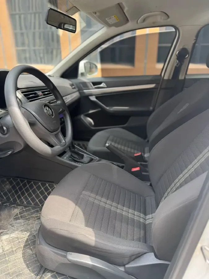 2019 Volkswagen T-Cross 1.5L 113HP L4 6AT,autocango,china used car exporter,china ev exporter,chinese used car exporter,chinese used ev exporter