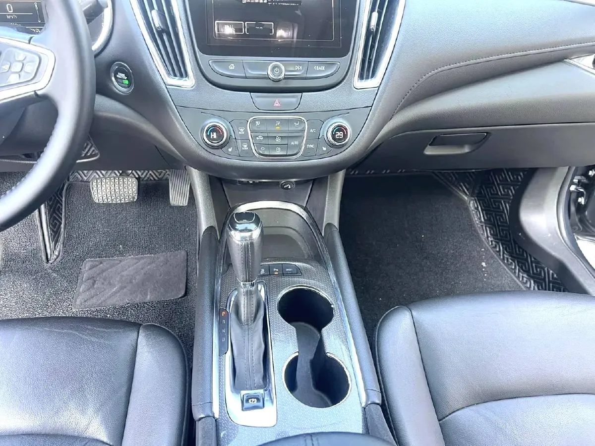 2018 Chevrolet Malibu XL 1.5T 170HP L4 6AT,autocango,china used car exporter,china ev exporter,chinese used car exporter,chinese used ev exporter