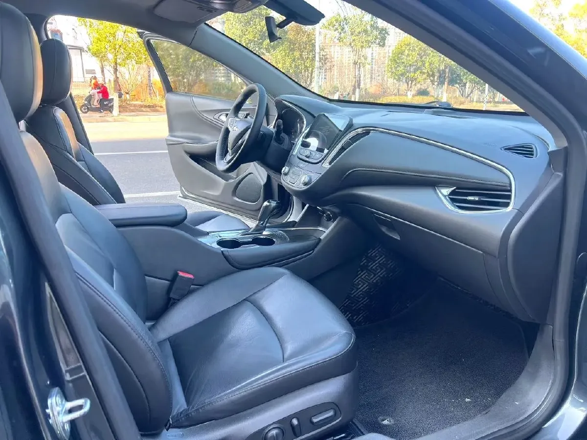 2018 Chevrolet Malibu XL 1.5T 170HP L4 6AT,autocango,china used car exporter,china ev exporter,chinese used car exporter,chinese used ev exporter