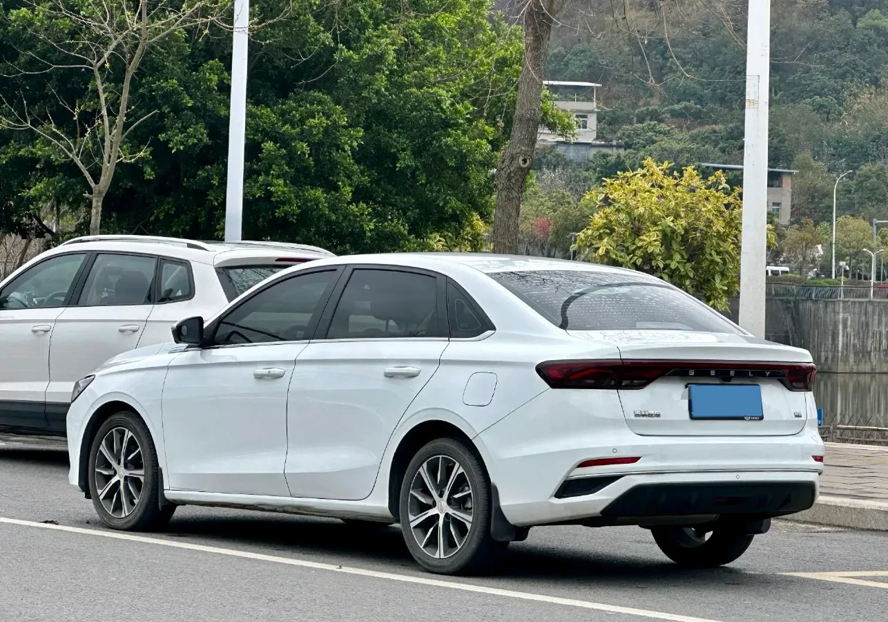2023 Geely Emgrand 1.5L 127HP L4 CVT,autocango,china used car exporter,china ev exporter,chinese used car exporter,chinese used ev exporter