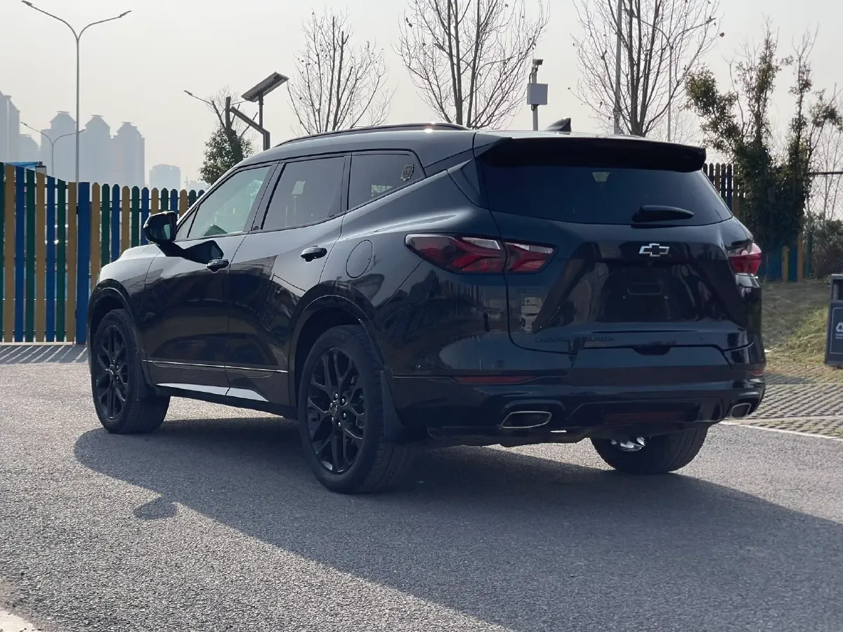 2020 Chevrolet Blazer 2.0T 237HP L4 9AT,autocango,china used car exporter,china ev exporter,chinese used car exporter,chinese used ev exporter