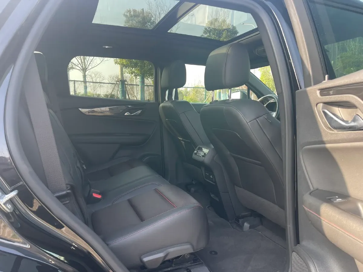 2020 Chevrolet Blazer 2.0T 237HP L4 9AT,autocango,china used car exporter,china ev exporter,chinese used car exporter,chinese used ev exporter