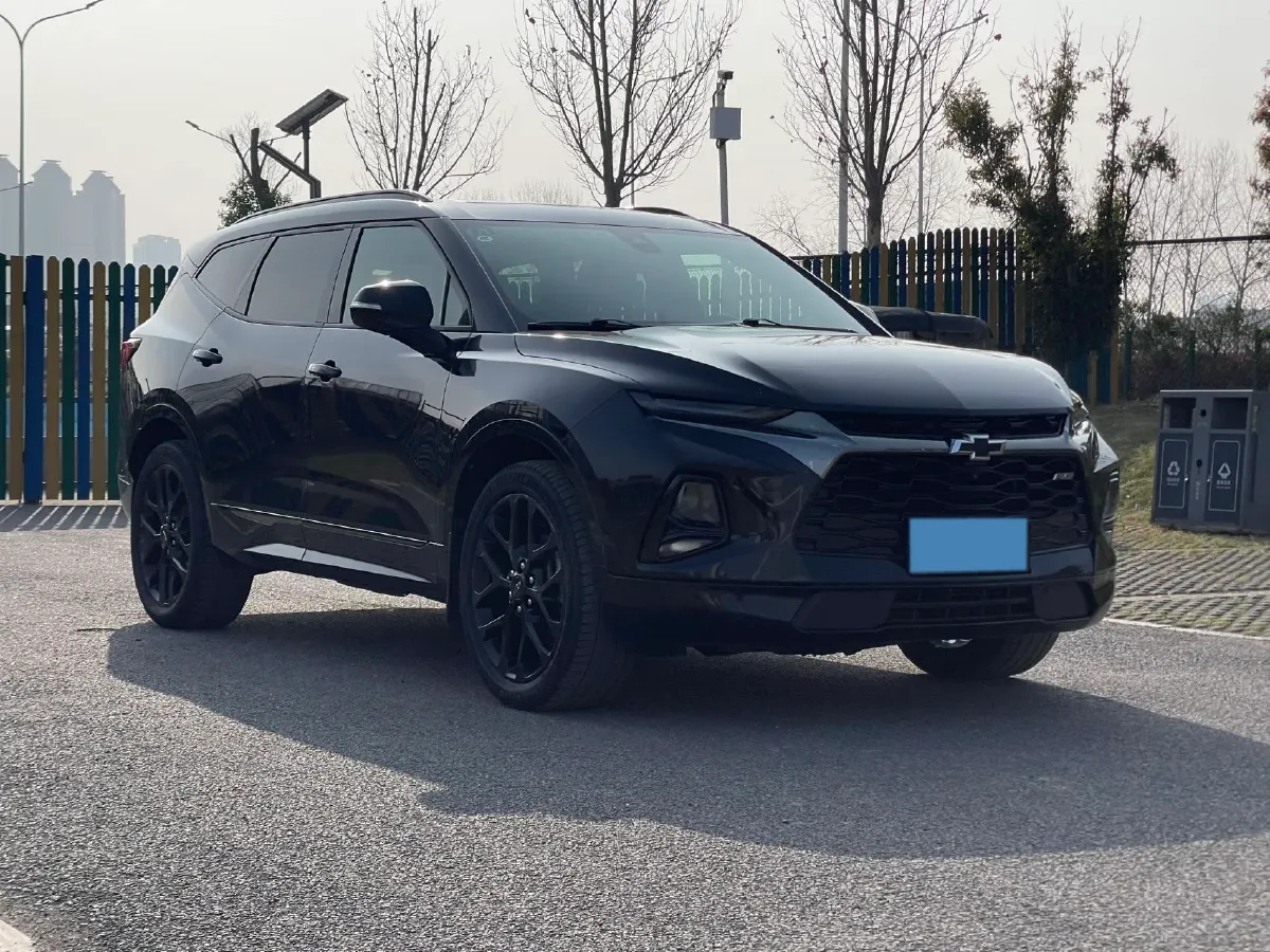 2020 Chevrolet Blazer 2.0T 237HP L4 9AT,autocango,china used car exporter,china ev exporter,chinese used car exporter,chinese used ev exporter
