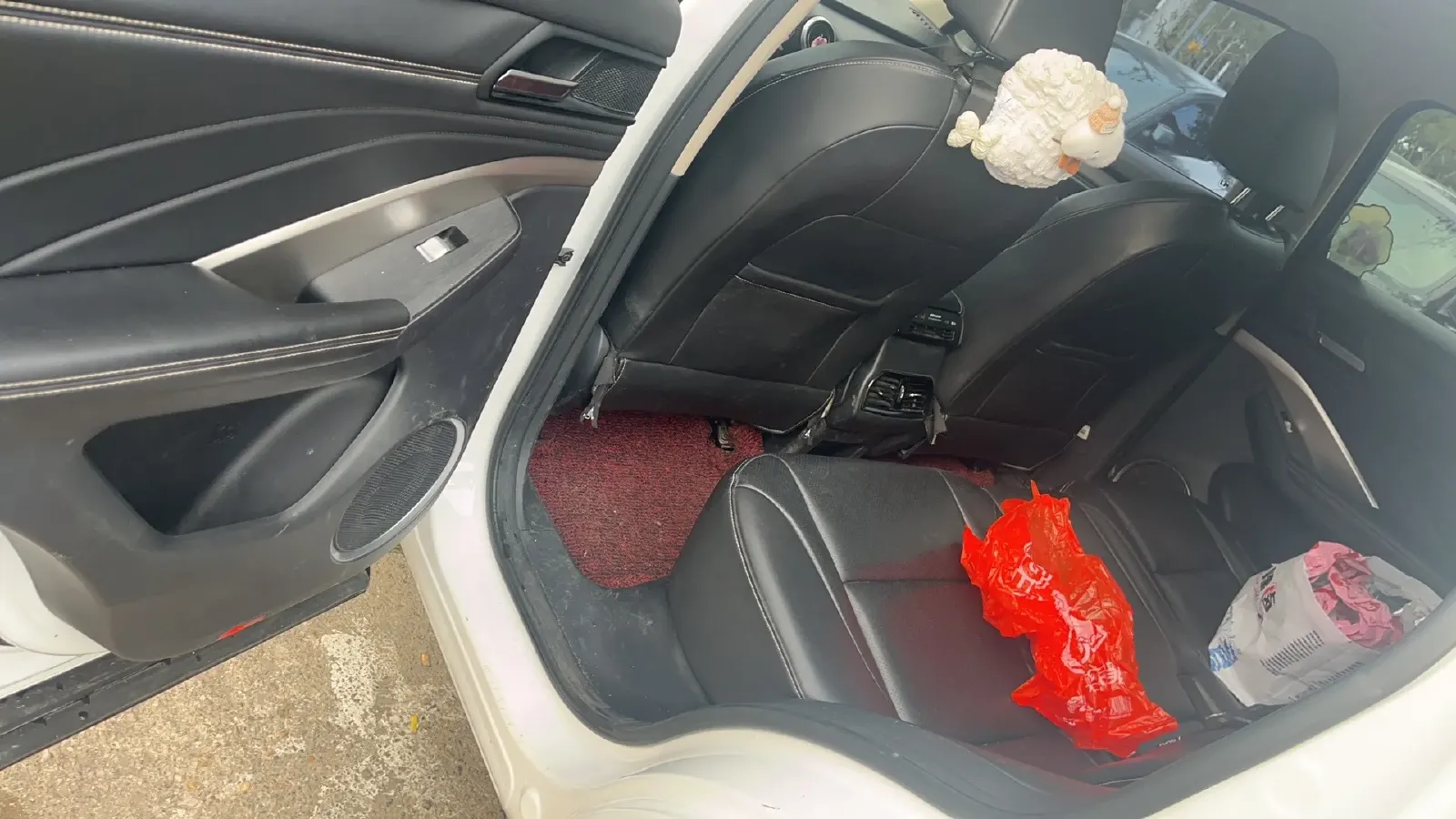 2018 WEY VV6 2.0T 197HP L4 7DCT,autocango,china used car exporter,china ev exporter,chinese used car exporter,chinese used ev exporter