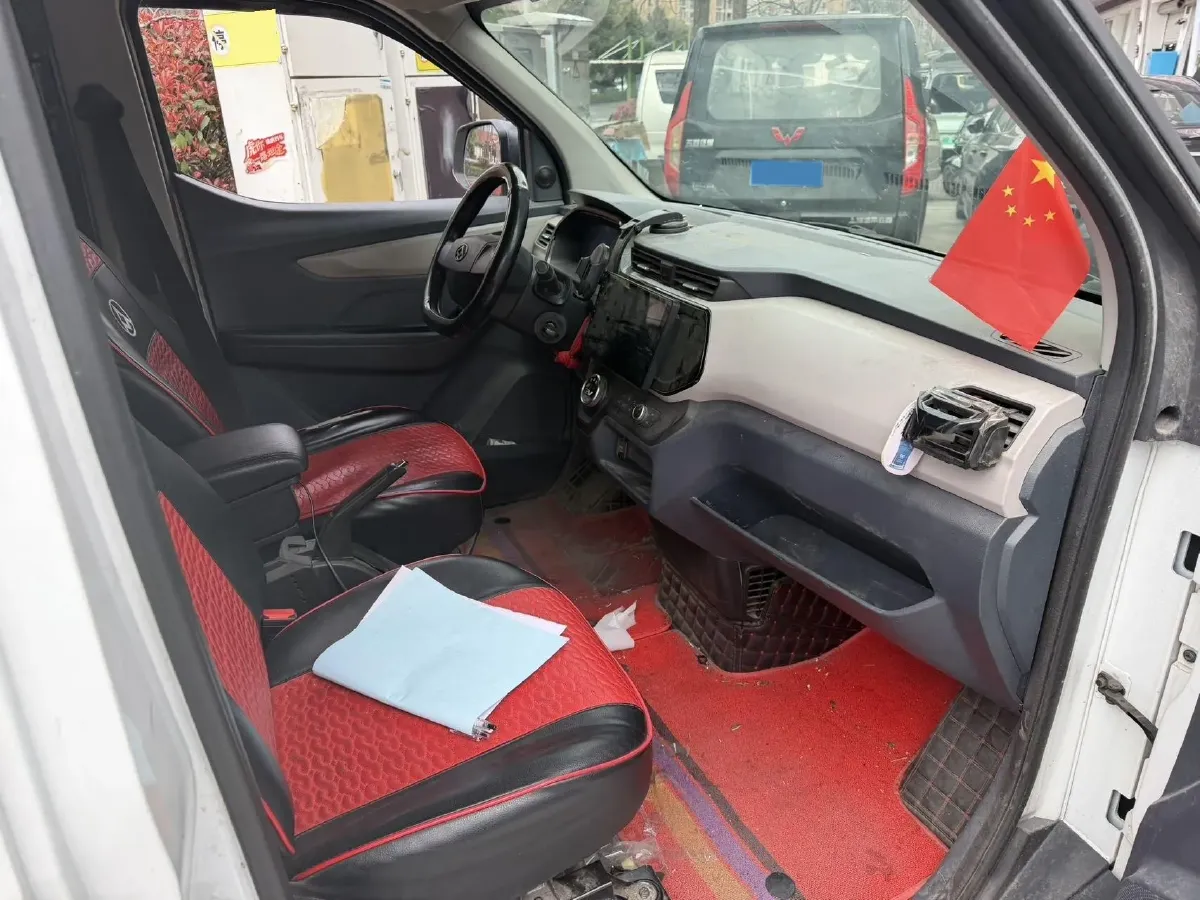 2023 MAXUS EV30 BEV 41.86KWH,autocango,china used car exporter,china ev exporter,chinese used car exporter,chinese used ev exporter