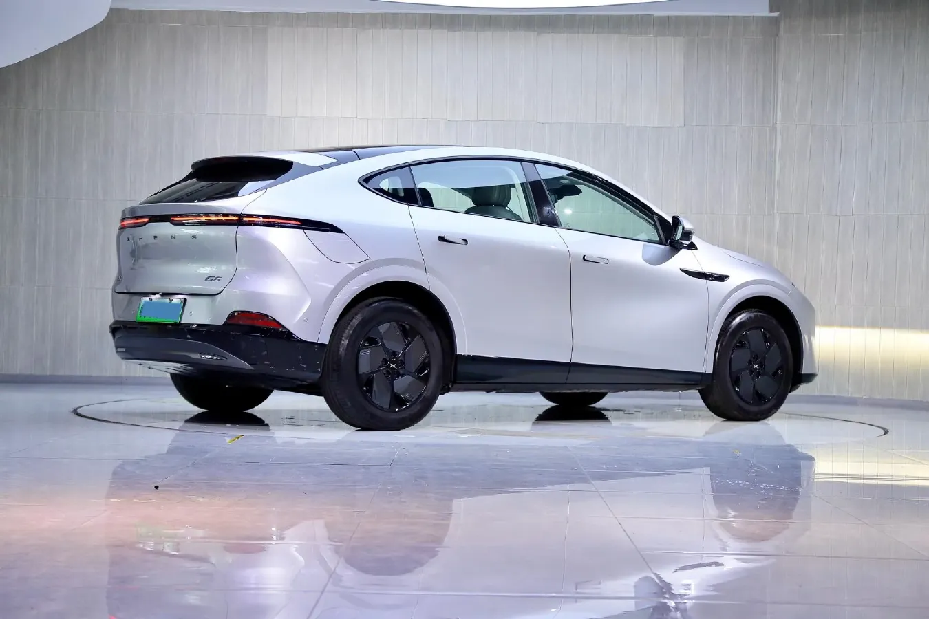 2025 Xpeng G6 BEV 68.5KWH,autocango,china used car exporter,china ev exporter,chinese used car exporter,chinese used ev exporter