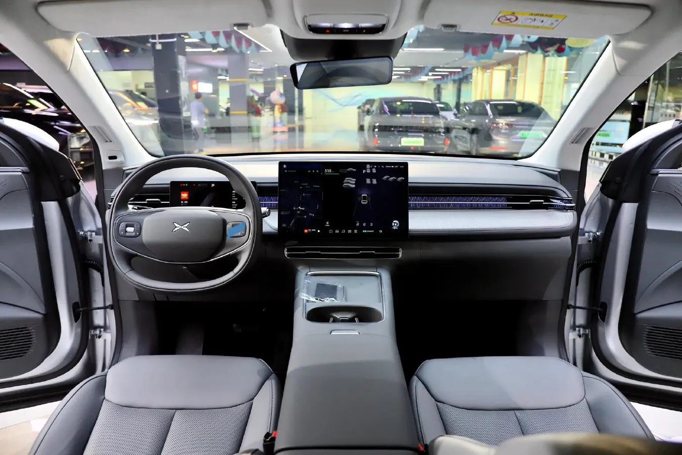 2025 Xpeng G6 BEV 68.5KWH,autocango,china used car exporter,china ev exporter,chinese used car exporter,chinese used ev exporter