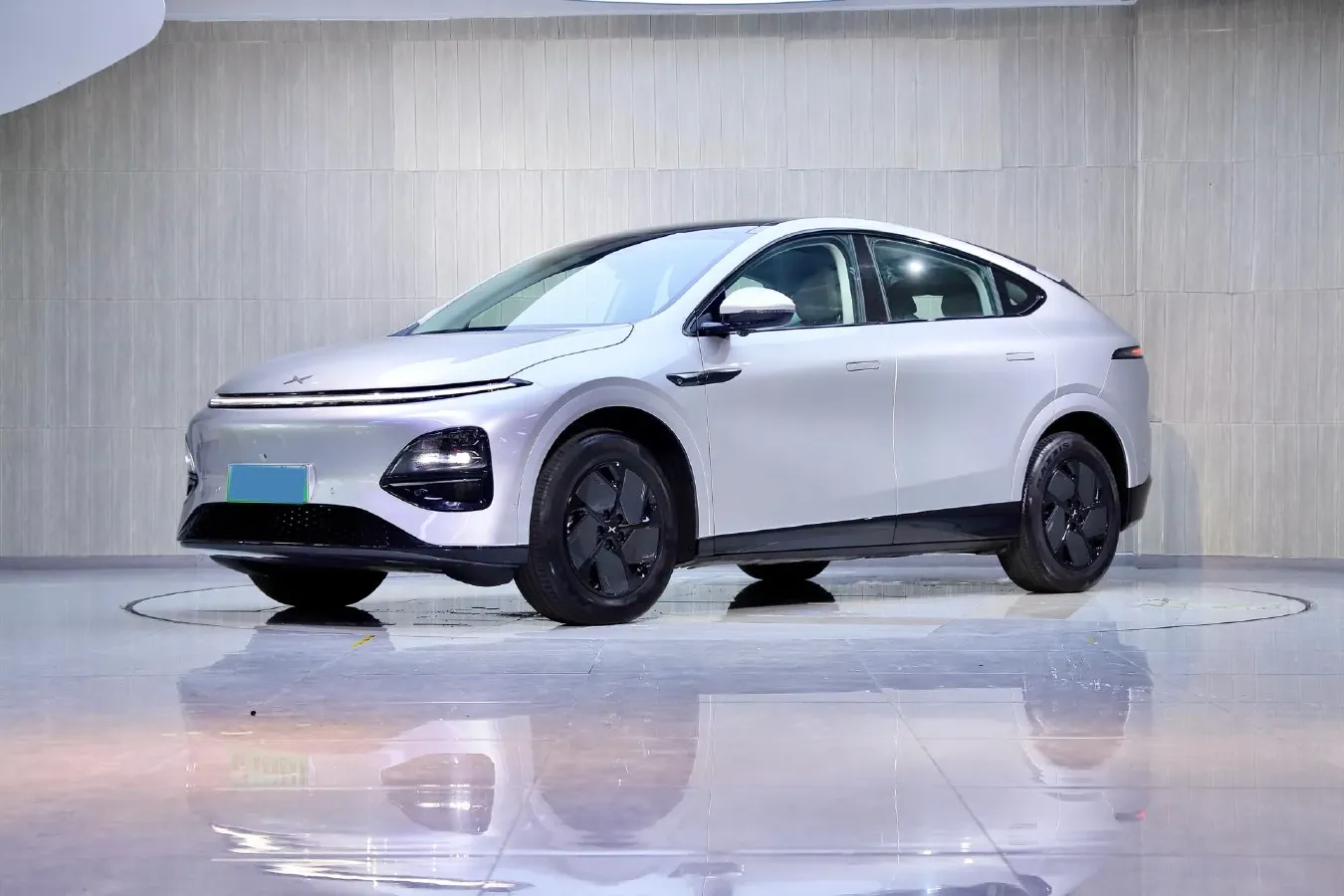 2025 Xpeng G6 BEV 68.5KWH,autocango,china used car exporter,china ev exporter,chinese used car exporter,chinese used ev exporter