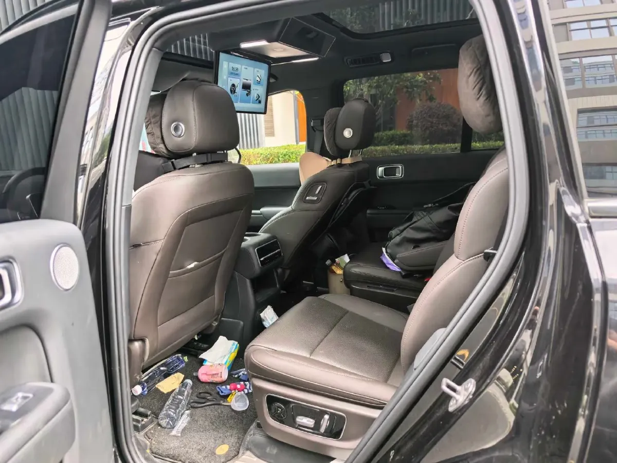 2023 Li L7 Range Extended 154HP REEV 40.9KWH,autocango,china used car exporter,china ev exporter,chinese used car exporter,chinese used ev exporter