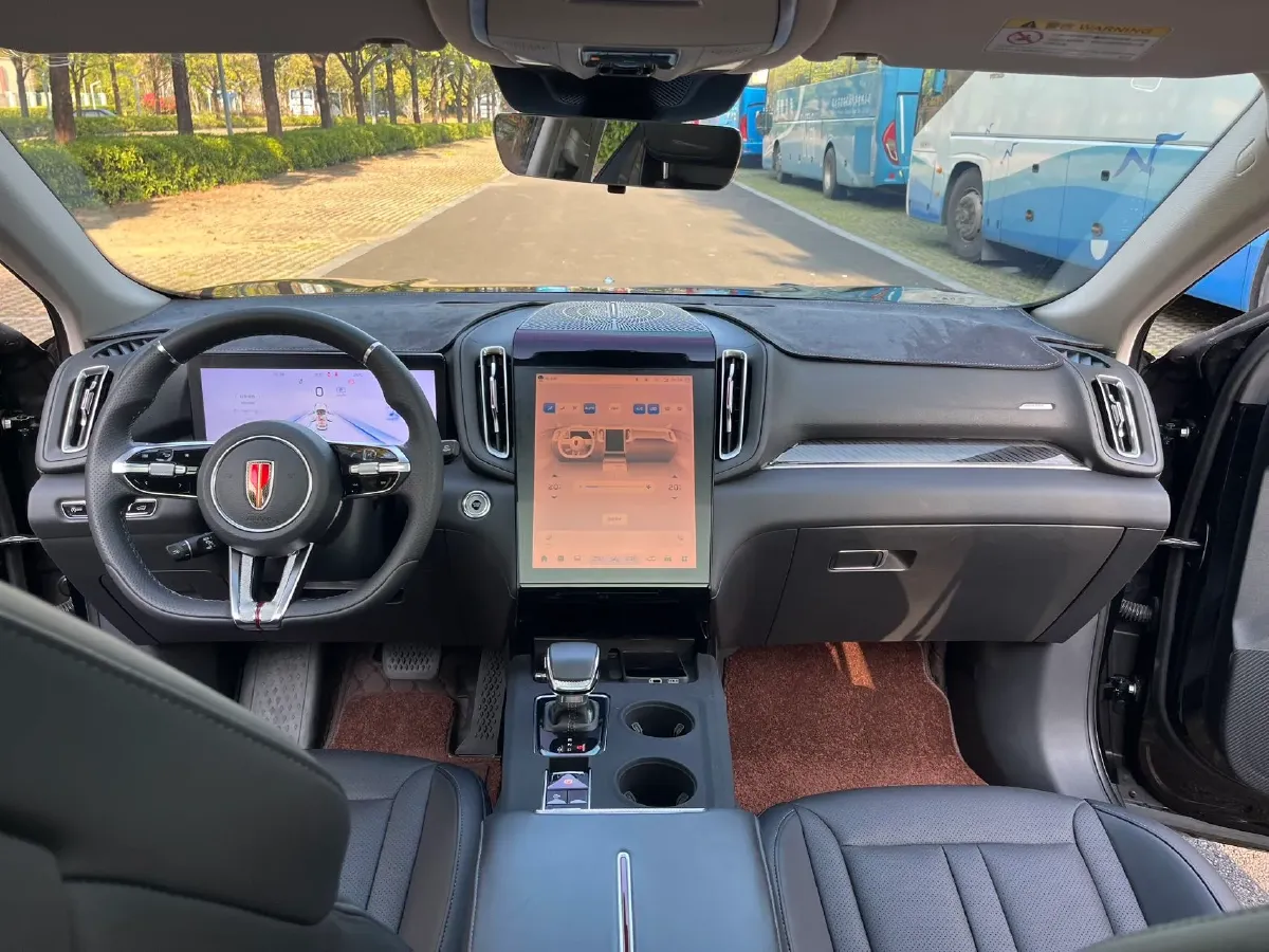 2023 HongQi HS3 1.5T 169HP L4 7DCT,autocango,china used car exporter,china ev exporter,chinese used car exporter,chinese used ev exporter