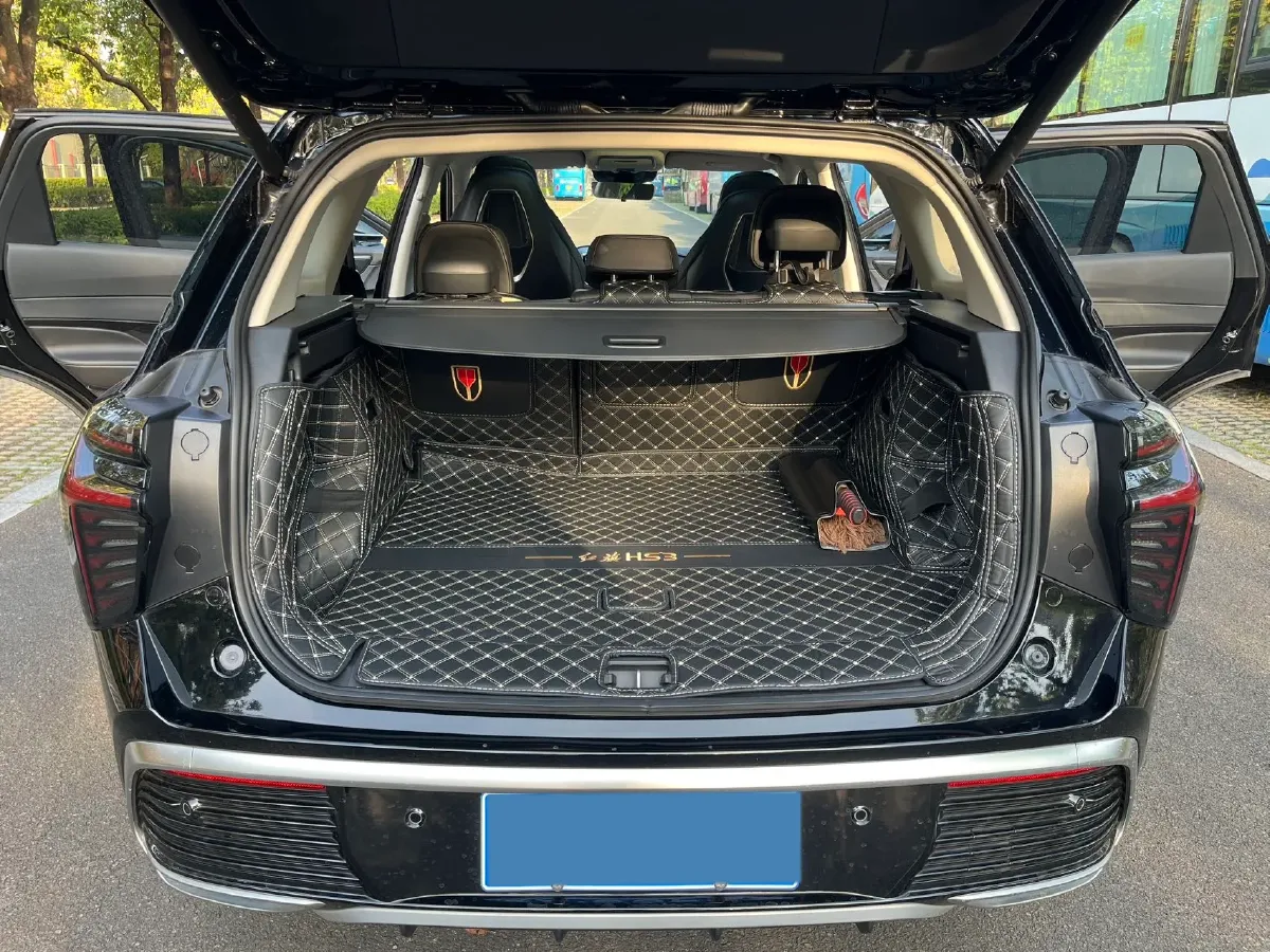 2023 HongQi HS3 1.5T 169HP L4 7DCT,autocango,china used car exporter,china ev exporter,chinese used car exporter,chinese used ev exporter