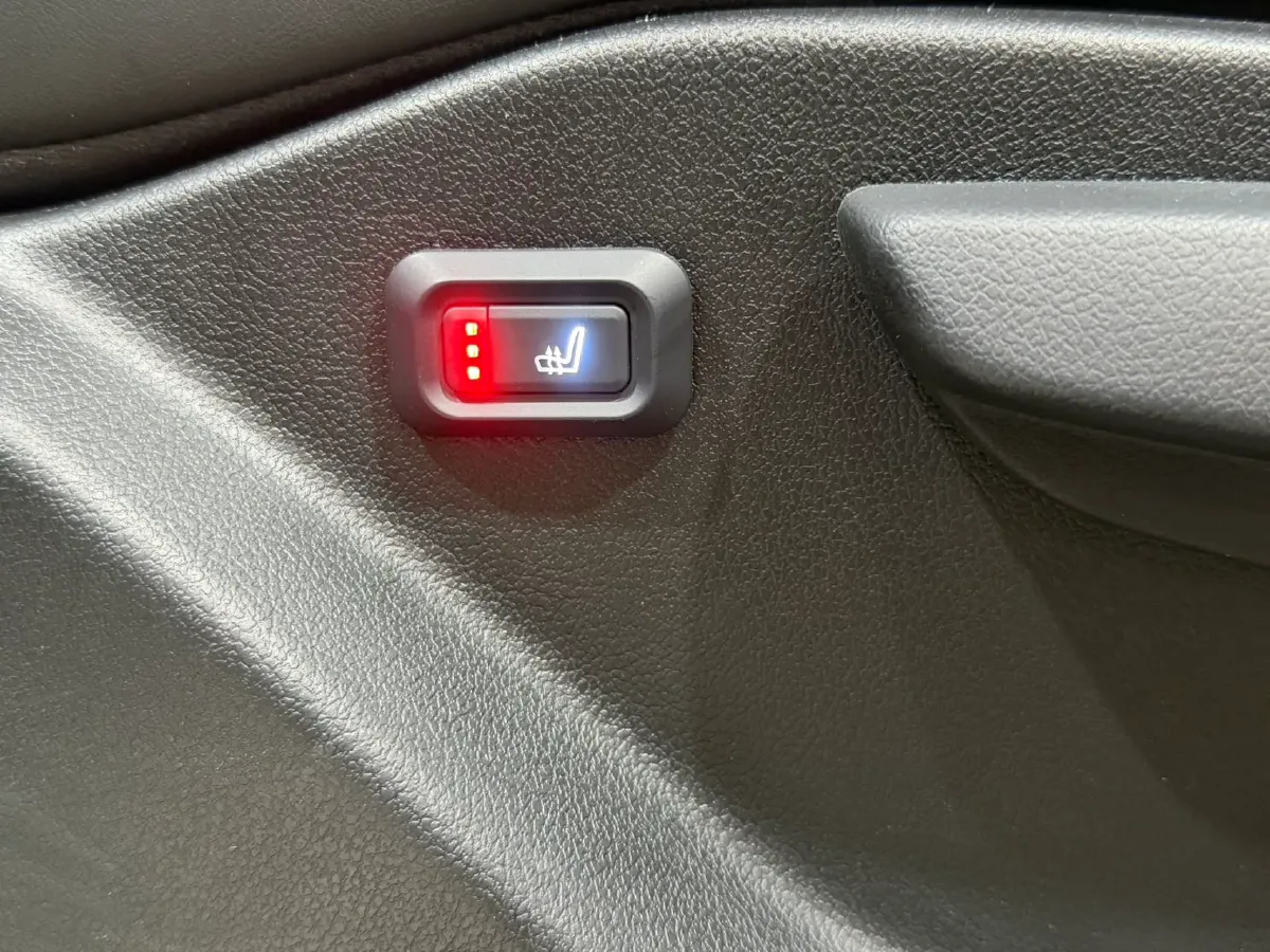 2021 GAC Trumpchi M6 1.5T 169HP L4 7DCT,autocango,china used car exporter,china ev exporter,chinese used car exporter,chinese used ev exporter