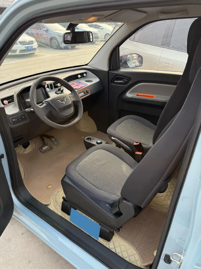 2020 WuLing HongGuang MINI EV BEV 9.3KWH,autocango,china used car exporter,china ev exporter,chinese used car exporter,chinese used ev exporter