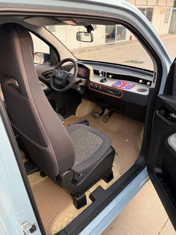 2020 WuLing HongGuang MINI EV BEV 9.3KWH,autocango,china used car exporter,china ev exporter,chinese used car exporter,chinese used ev exporter