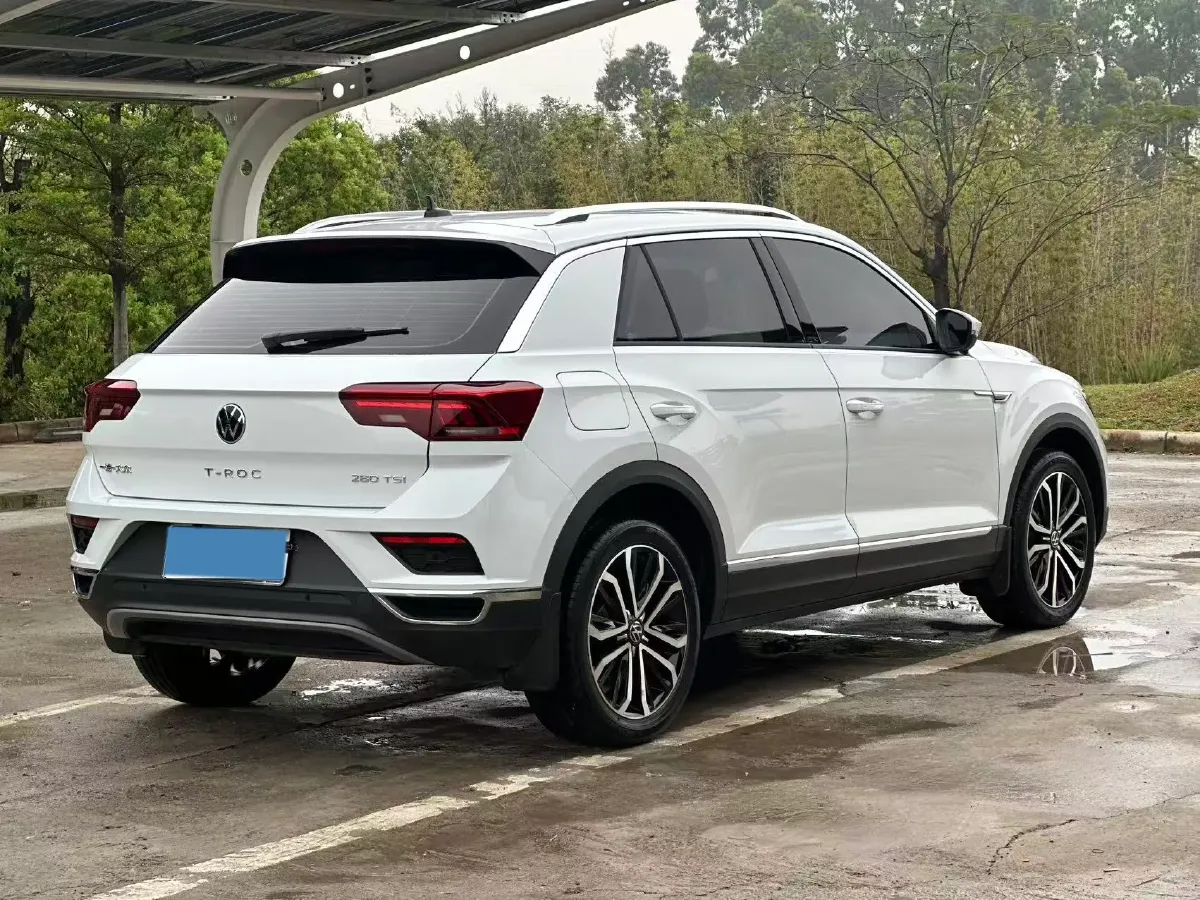 2022 Volkswagen T-Roc 1.4T 150HP L4 7DCT,autocango,china used car exporter,china ev exporter,chinese used car exporter,chinese used ev exporter