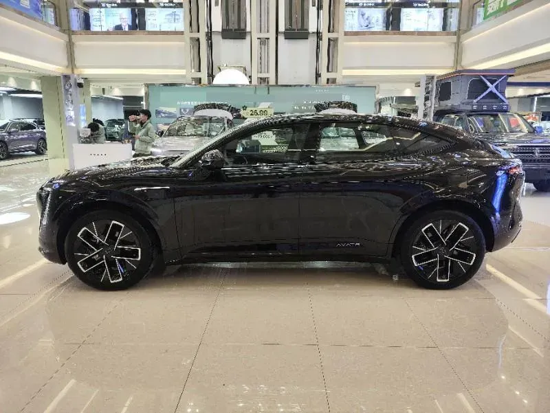 2025 Avatr 11 1.5T 156HP L4 REEV 39.05KWH,autocango,china used car exporter,china ev exporter,chinese used car exporter,chinese used ev exporter