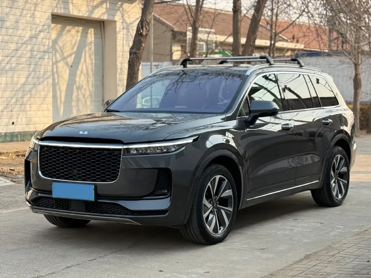 2021 Li ONE Range Extended 131HP REEV 40.5KWH,autocango,china used car exporter,china ev exporter,chinese used car exporter,chinese used ev exporter