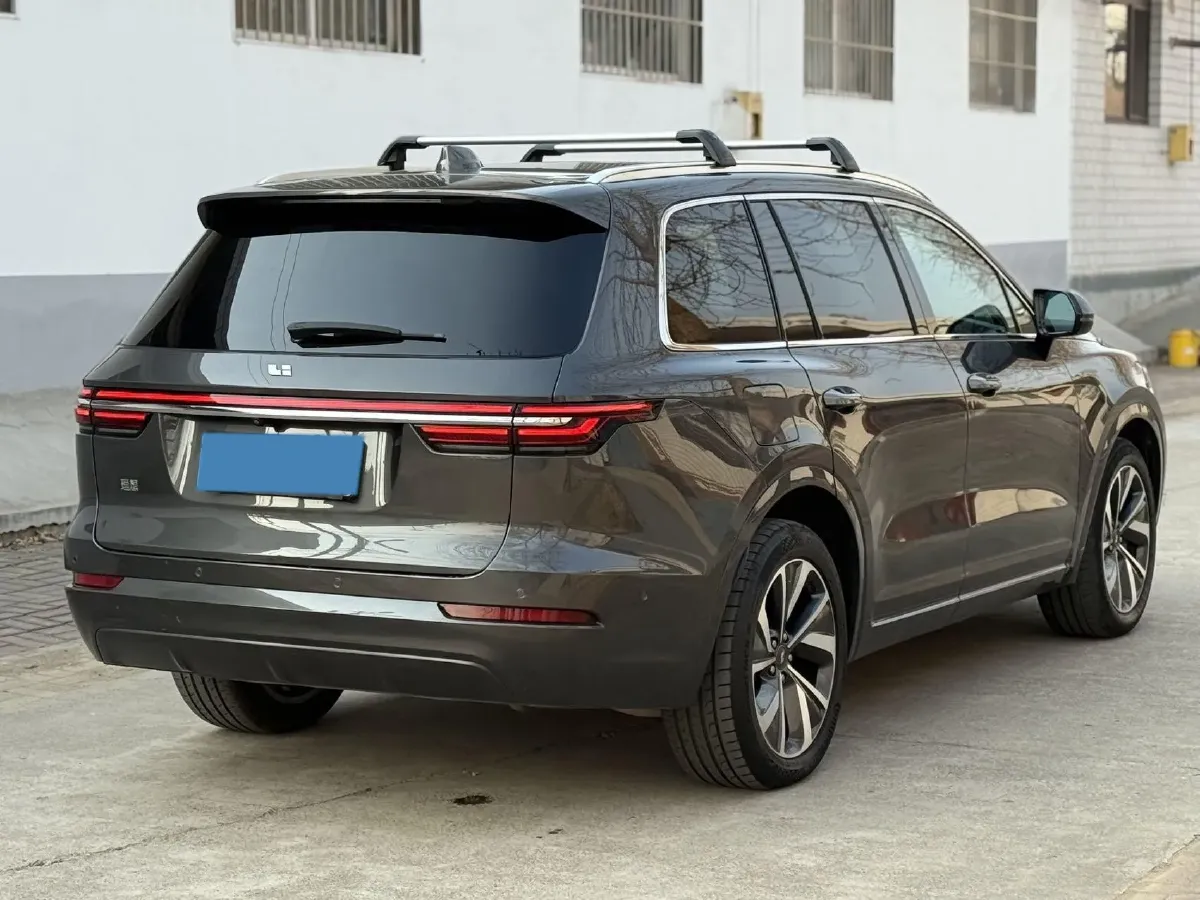 2021 Li ONE Range Extended 131HP REEV 40.5KWH,autocango,china used car exporter,china ev exporter,chinese used car exporter,chinese used ev exporter