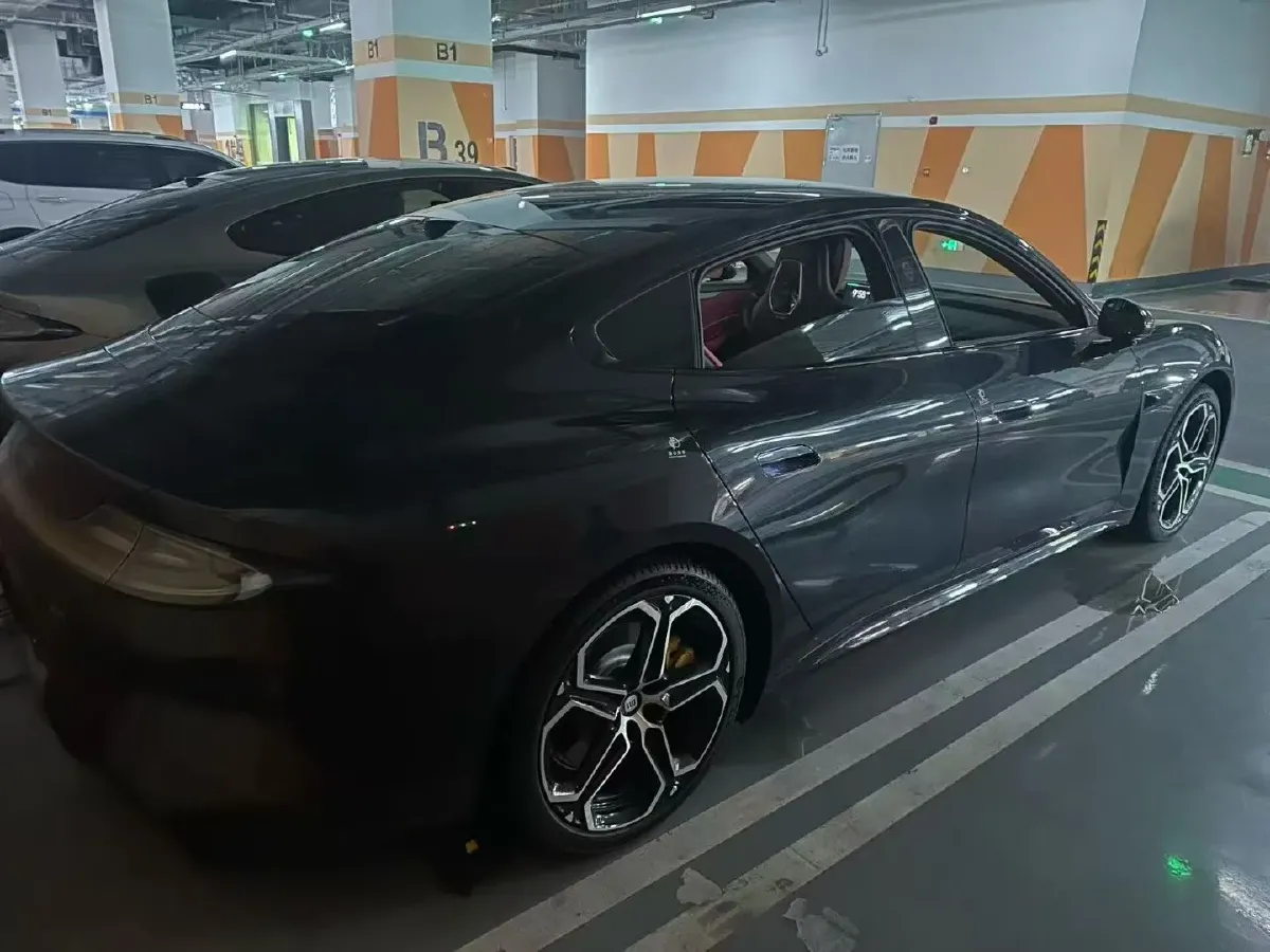 2024 MI SU7 BEV 73.6KWH,autocango,china used car exporter,china ev exporter,chinese used car exporter,chinese used ev exporter